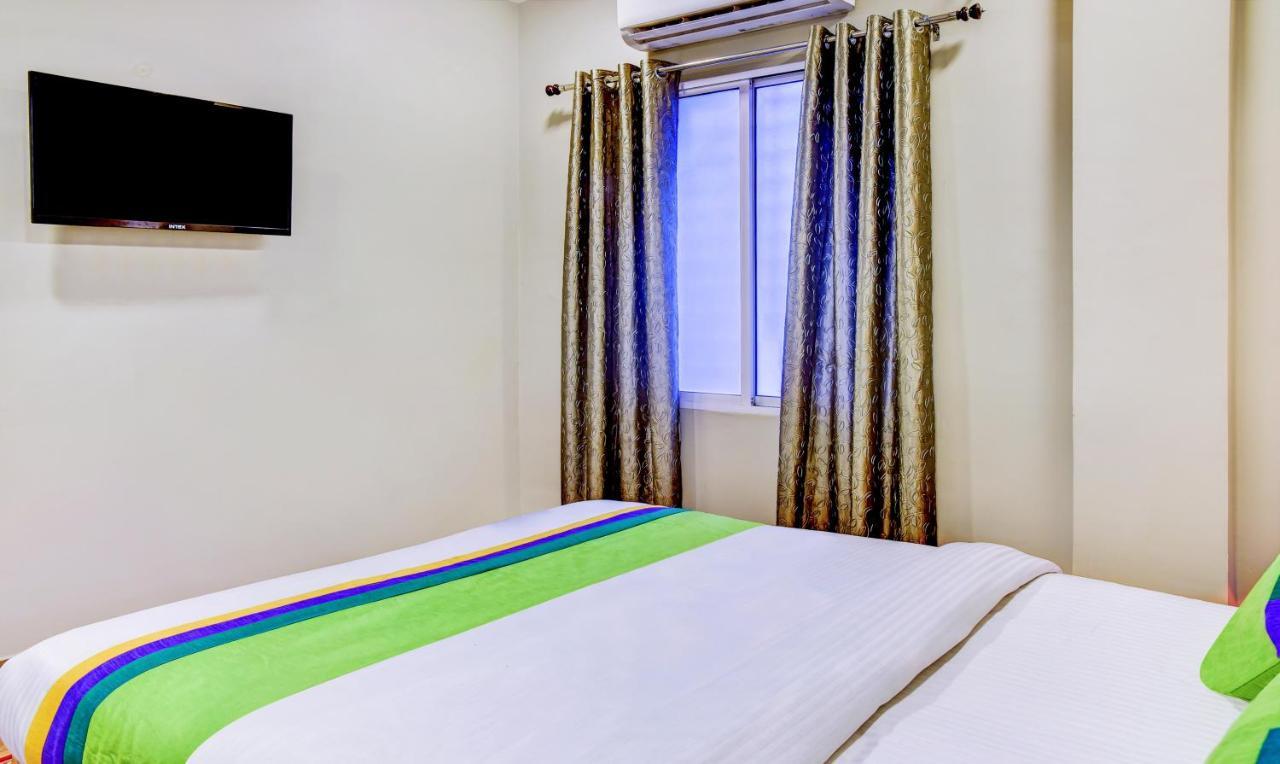 فندق سيليجوريفي  Treebo Trip Mittal Gardens المظهر الخارجي الصورة